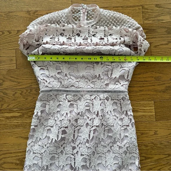 Chi Chi London Rebeka Blush Pink High Neck Shawl Lace Midi Dress Size 8 - Picture 15 of 16